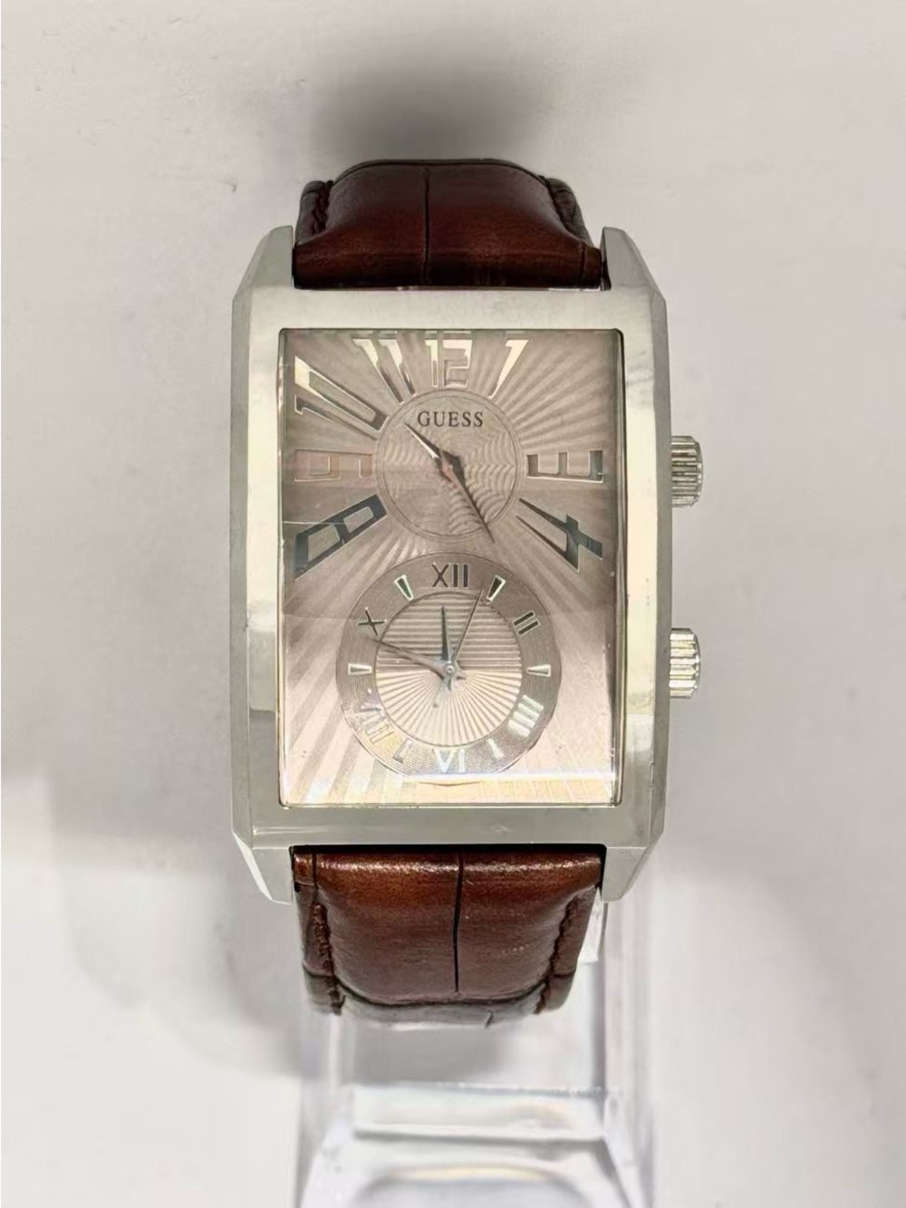 GUESS Men Quartz Dual Time Watch Silver Tone Brown Leather Band New Battery Runs